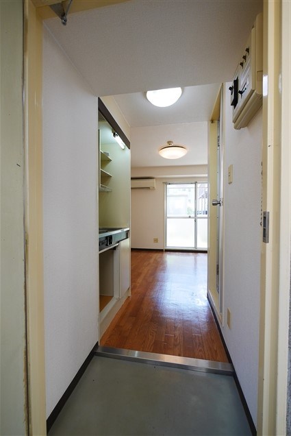 リバーサイド永田 玄関