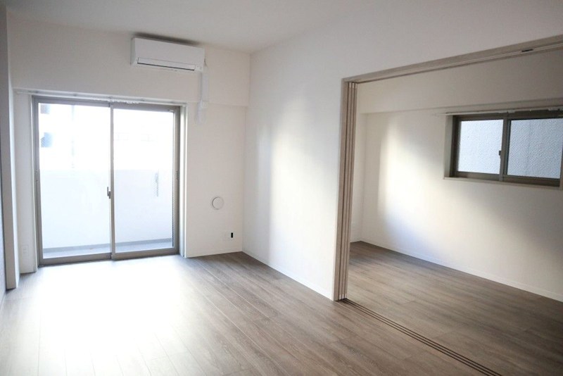 片岡ビル  リビング