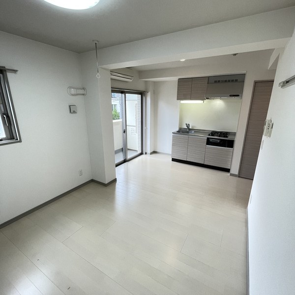 レジデンスサルバトーレ リビング