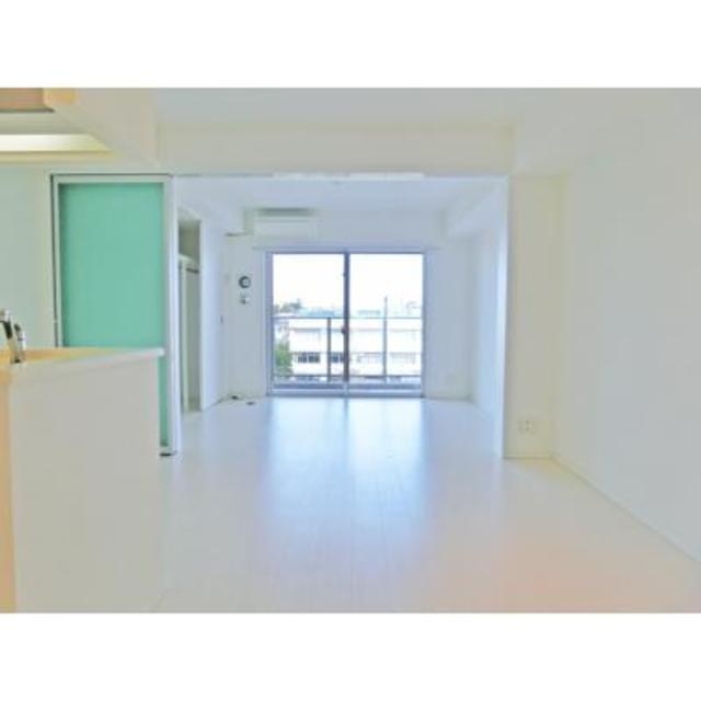 パークキューブ西ヶ原ステージ リビング