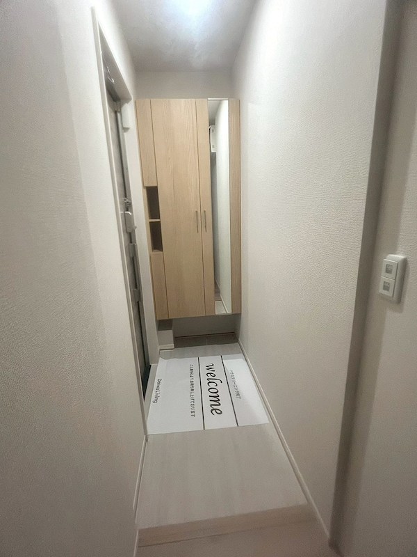 セレスティア西綾瀬 玄関