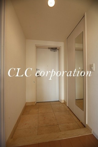 ロイヤルパークスタワー南千住 玄関