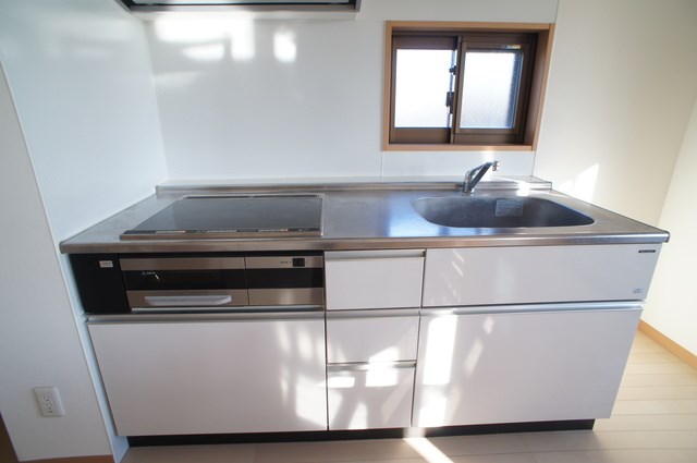 アヴニール北綾瀬 キッチン