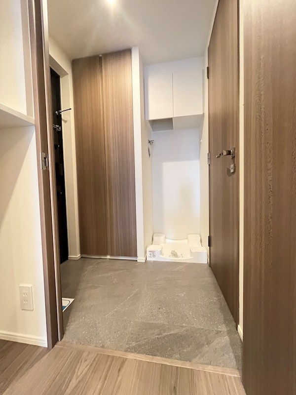 ザ・パークハビオ行徳駅前 玄関