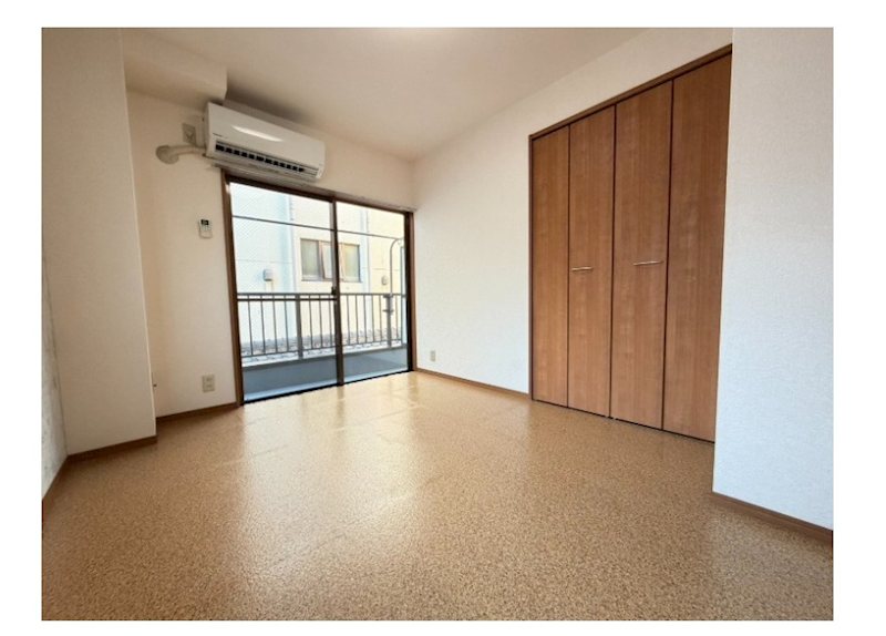 横尾ビル ベッドルーム