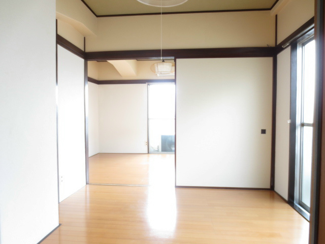 文原ビル リビング