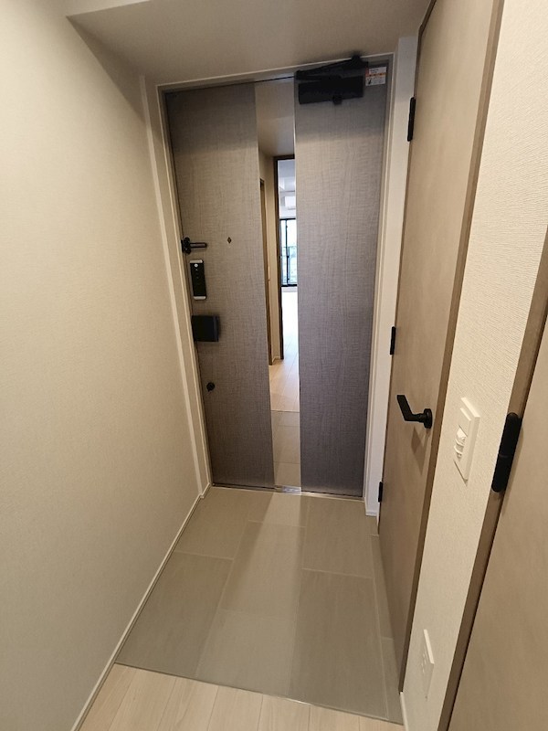 ザ・ライオンズフォーシア町屋 玄関