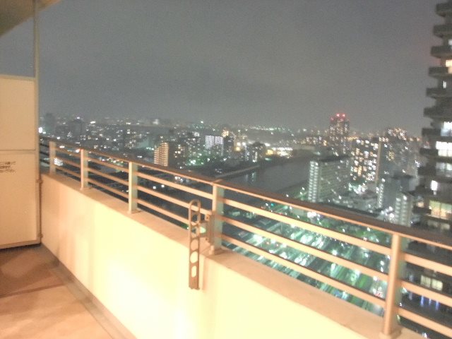 ロイヤルパークスタワー南千住 ベランダ