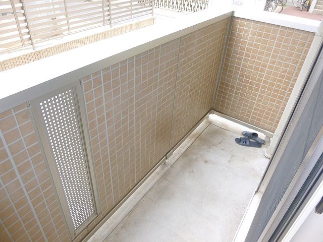 Le Monde  ベランダ