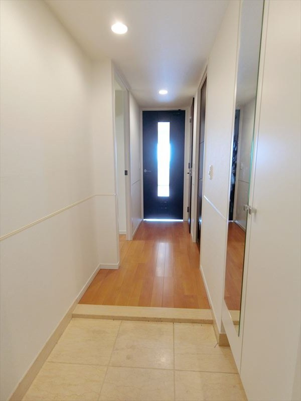 ロイヤルパークスタワー南千住 玄関