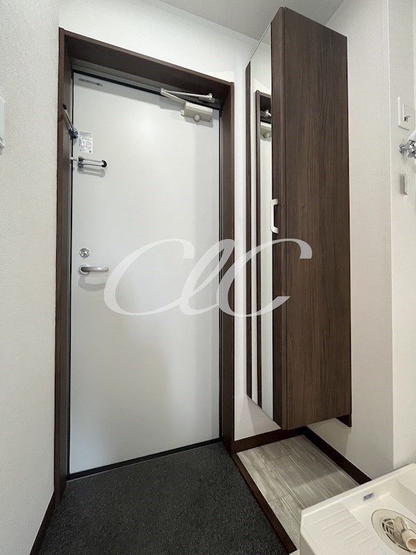 ロイヤル北千住 玄関