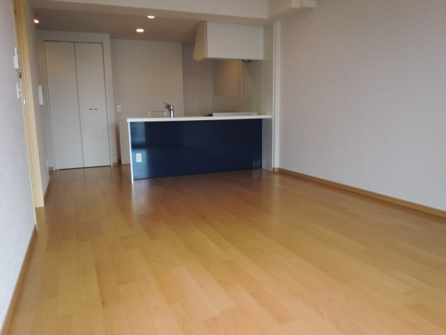 ロイヤルパークス梅島 リビング