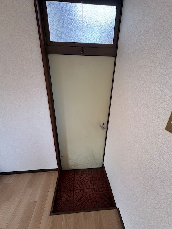 ワースエステイツ 玄関