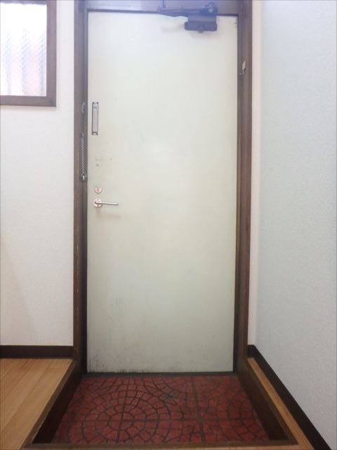 ワースエステイツ 玄関