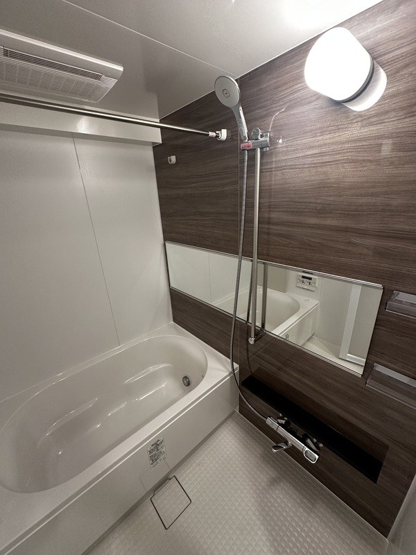 ONE ROOF RESIDENCE NISHINIPPORI 風呂画像