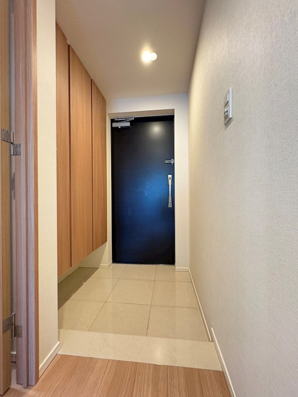 パークホームズ西葛西清新町 玄関