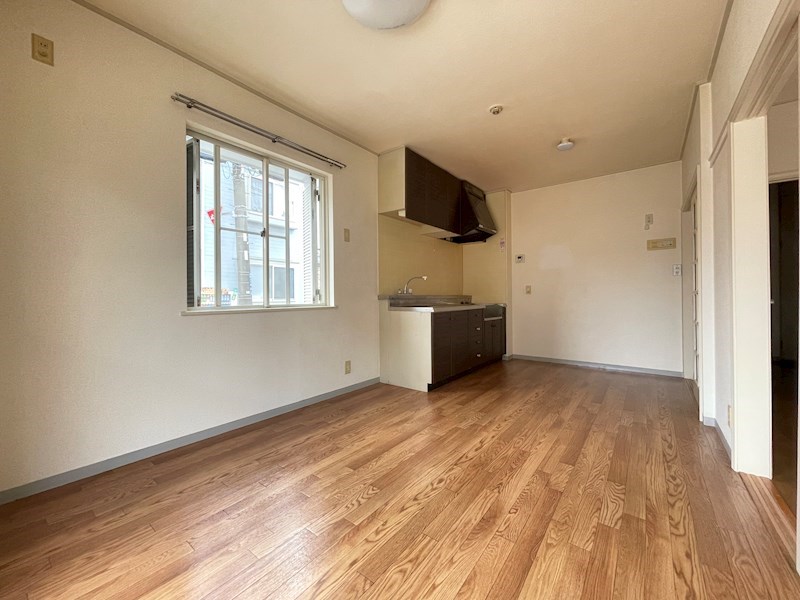 サンシティヒコタA-1 リビング