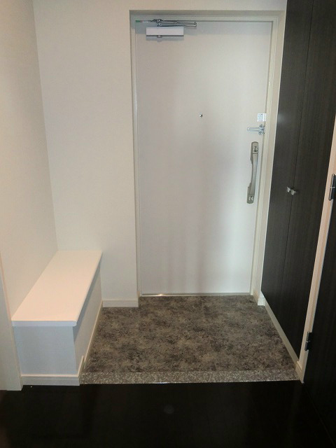 クレアールフレスカ 玄関