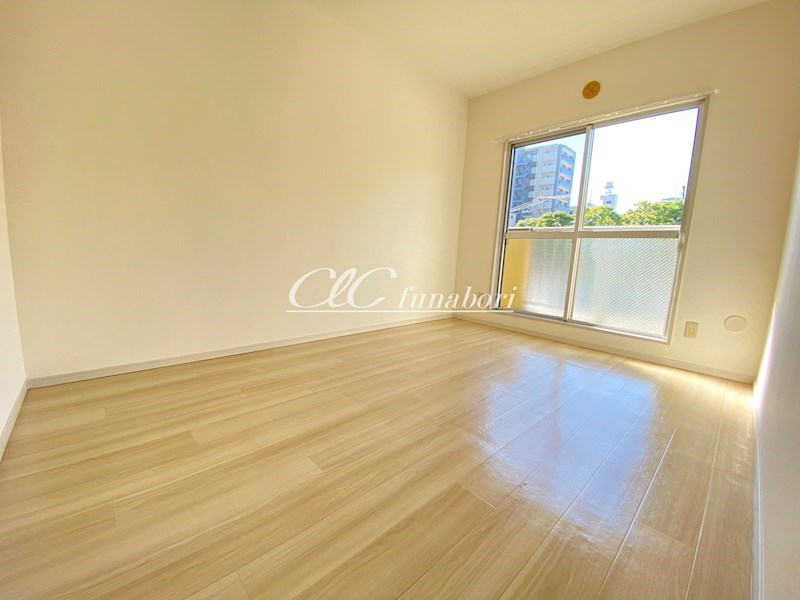 ロイヤルハイツ松江 ベッドルーム