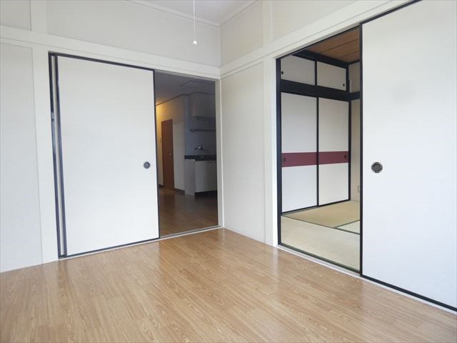 パレヤマトク リビング