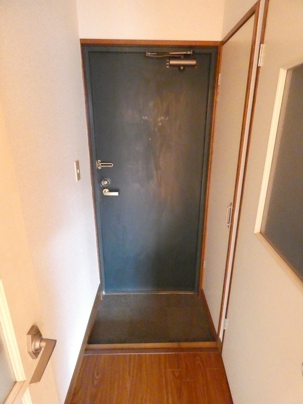 スリーハイム金町 玄関