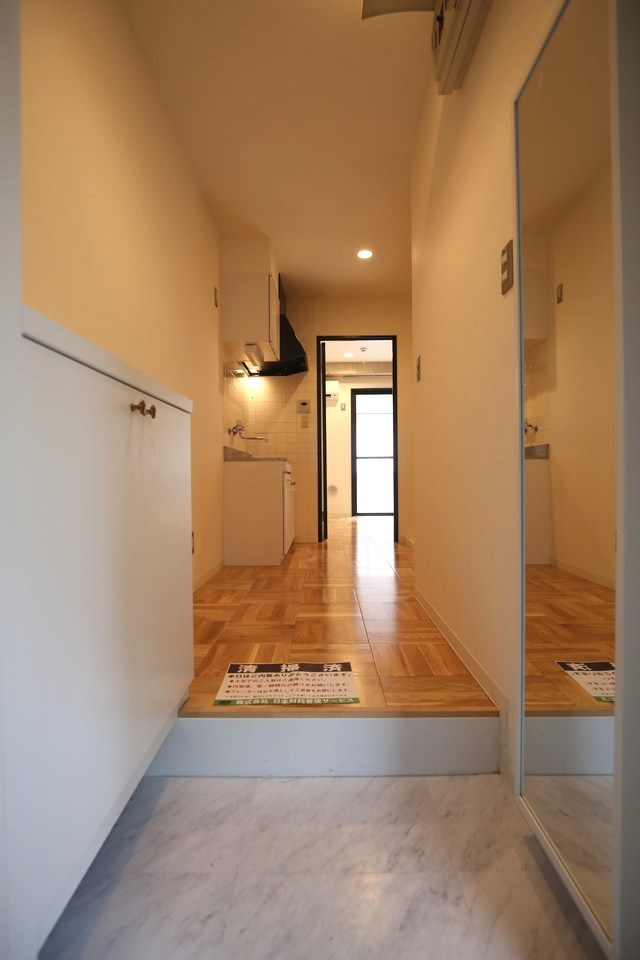 コンフォート日暮里 玄関