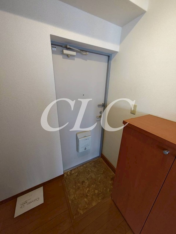 サンライズ入谷 玄関