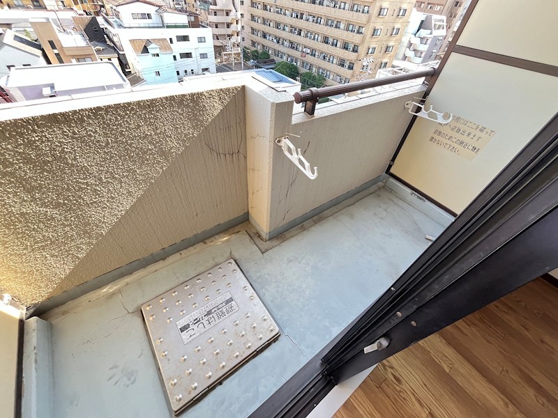 第8頼長ビル ベランダ
