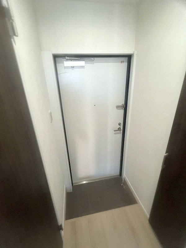 Freesia梅島 玄関