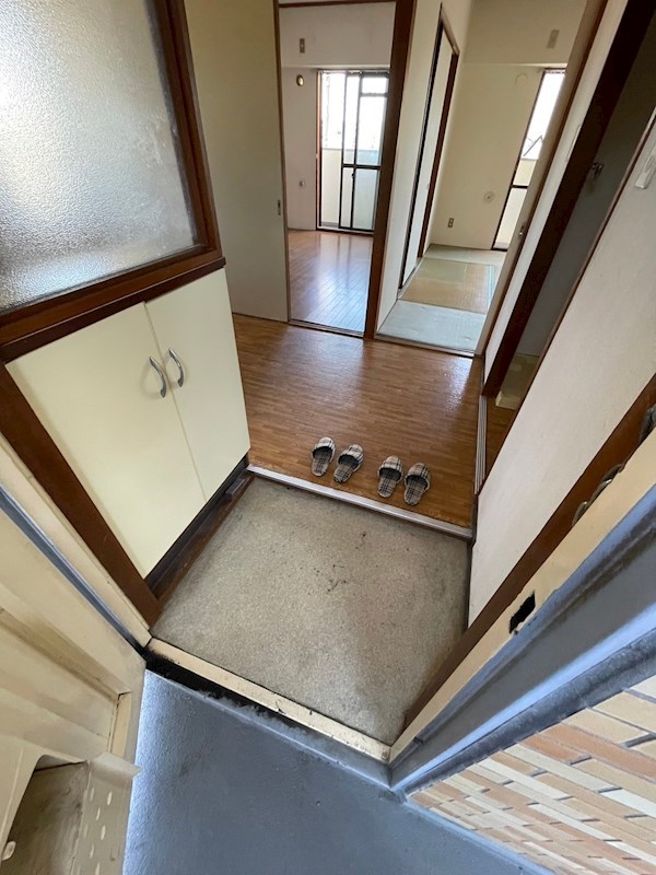 ハイムアベ 玄関