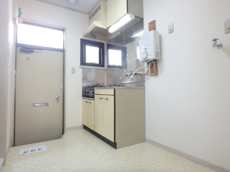 吉澤コーポ リビング