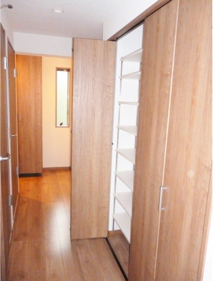 クレイン西日暮里  玄関