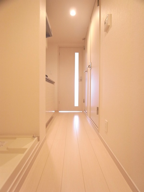 リブリ・江北 玄関