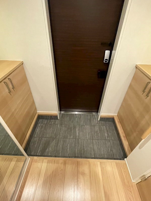 ディアコート西新井  玄関