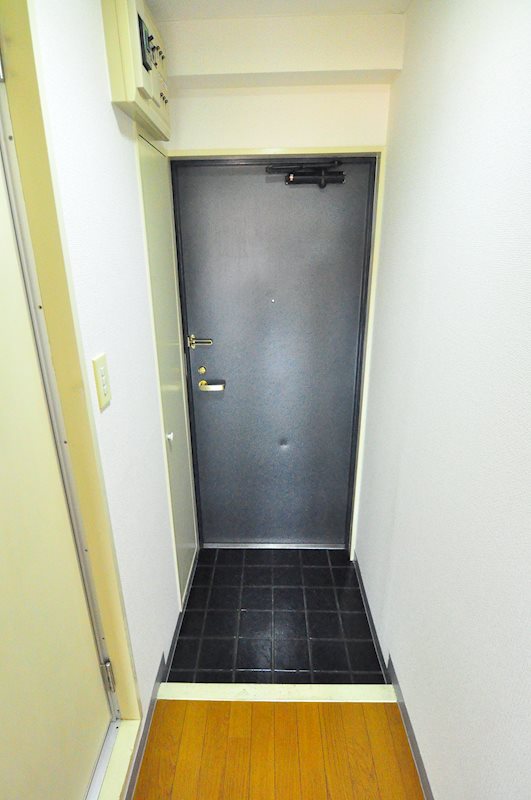 ハピネス水元 玄関