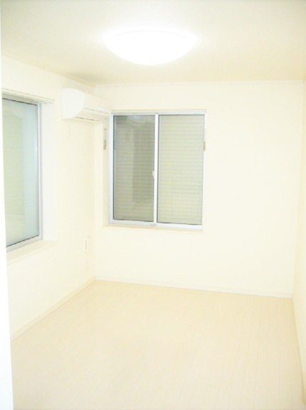 サニーコート町屋 ベッドルーム