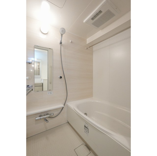 コンフォリア・リヴ豊洲キャナル 風呂画像