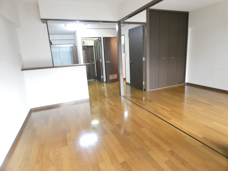 石橋ビル リビング