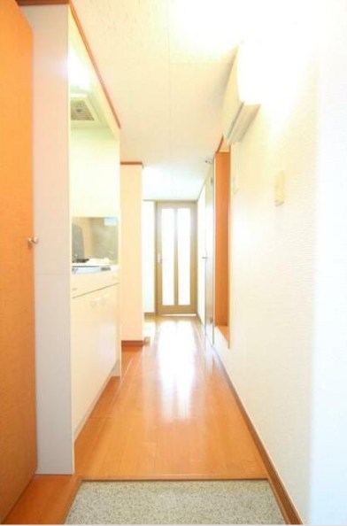 メインシティガーデン細田 玄関