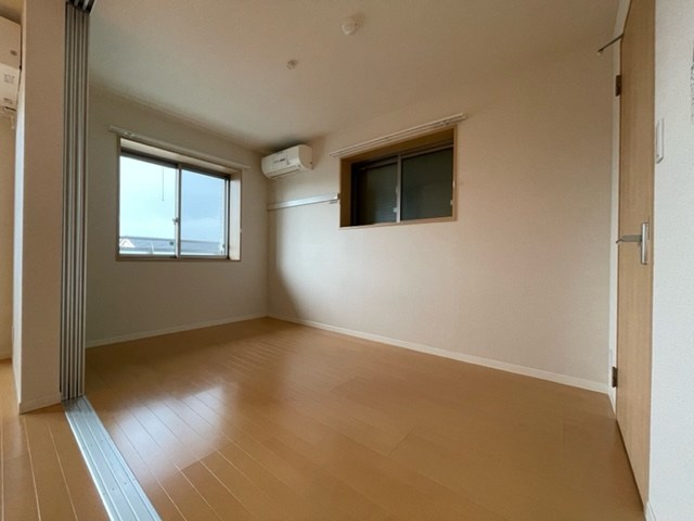 ＨｉｌｌｓーＣｅｎｔーＬｉｖｉｅ ベッドルーム