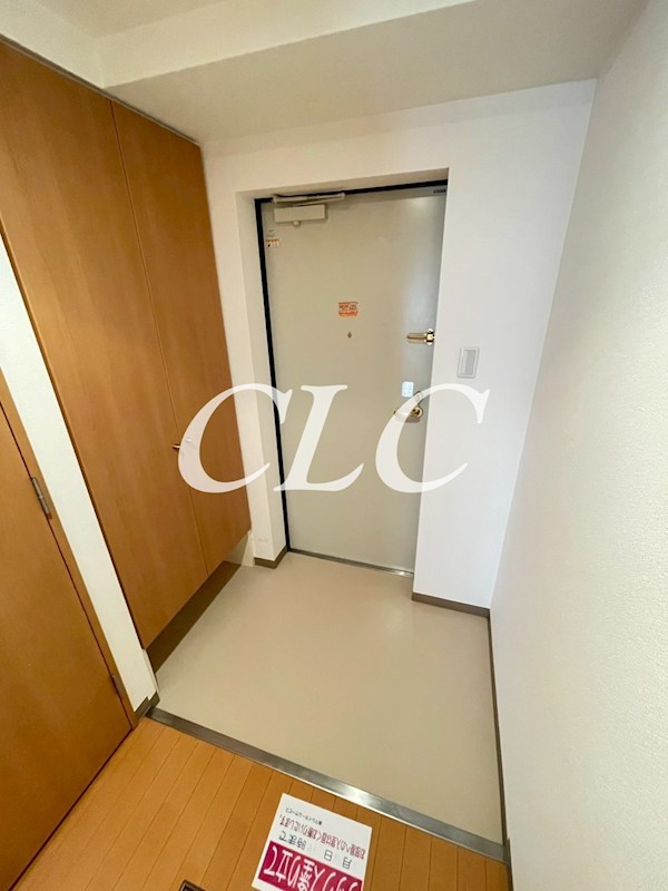 リベア東神田 玄関