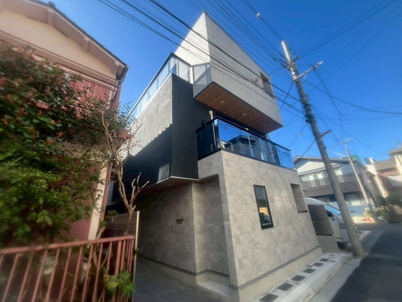 プラスドア北千住 201号室 外観