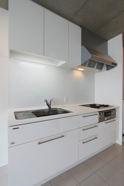 ベルヴィラージュ尾久デュエトーレ キッチン