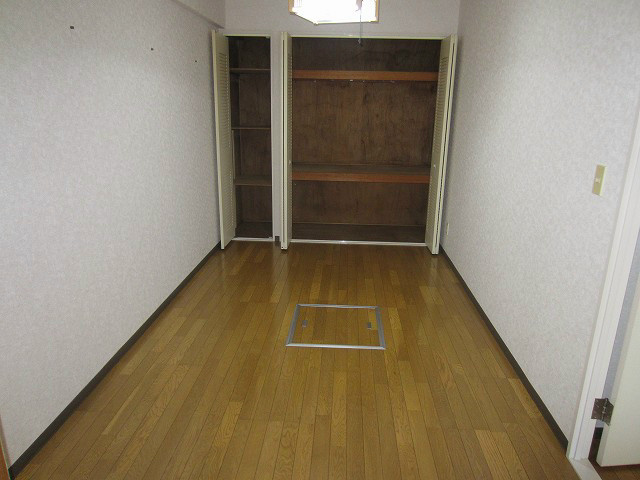 レジデンス石原 ベッドルーム