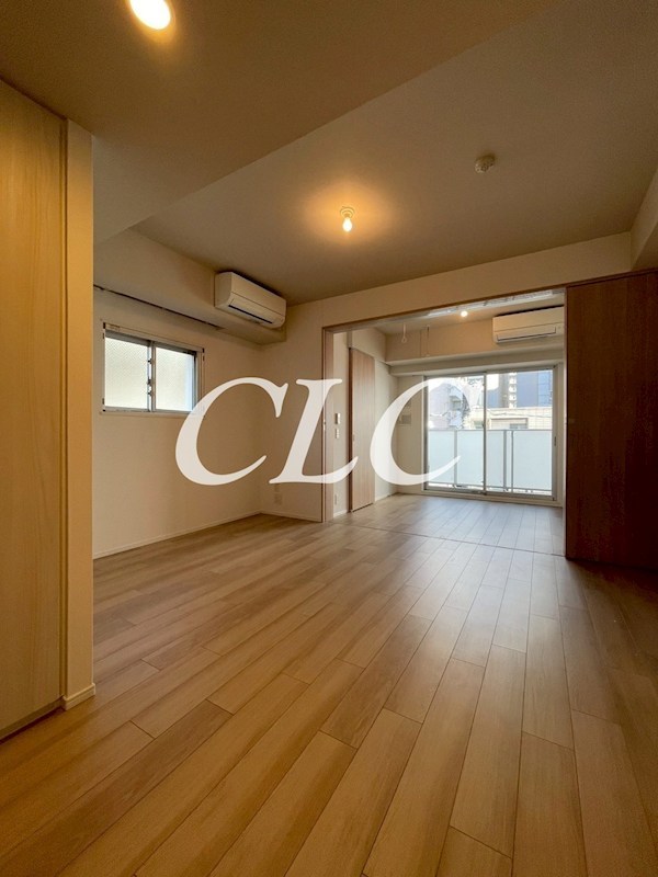 プラウドフラット上野松が谷 リビング