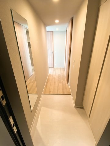 プラウドフラット上野松が谷 玄関