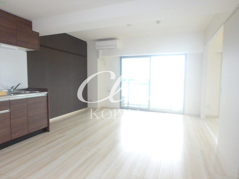 エレンシアK小岩 リビング