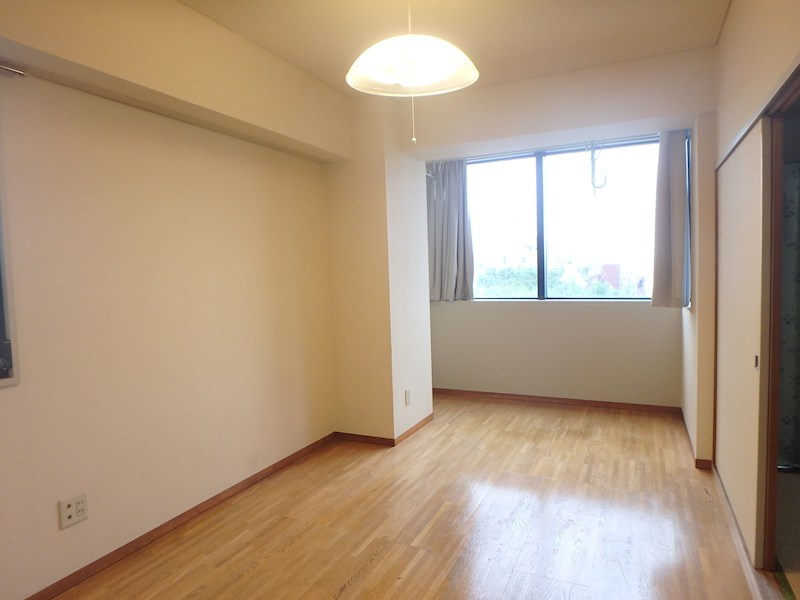 シルバースティック ベッドルーム