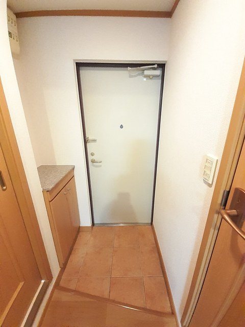 グッド　ヒルズ 玄関