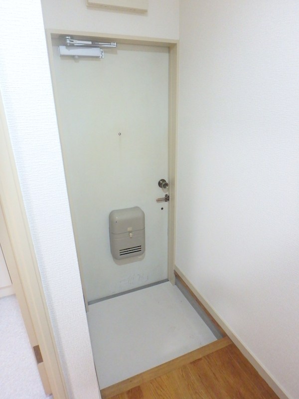 カトラセゾン７ 玄関